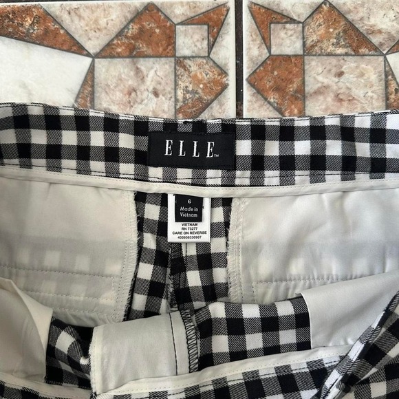 ELLE Gingham Ankle Pants Size 6 - Picture 7 of 7